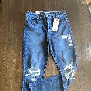 High rise skinny Levi’s jeans